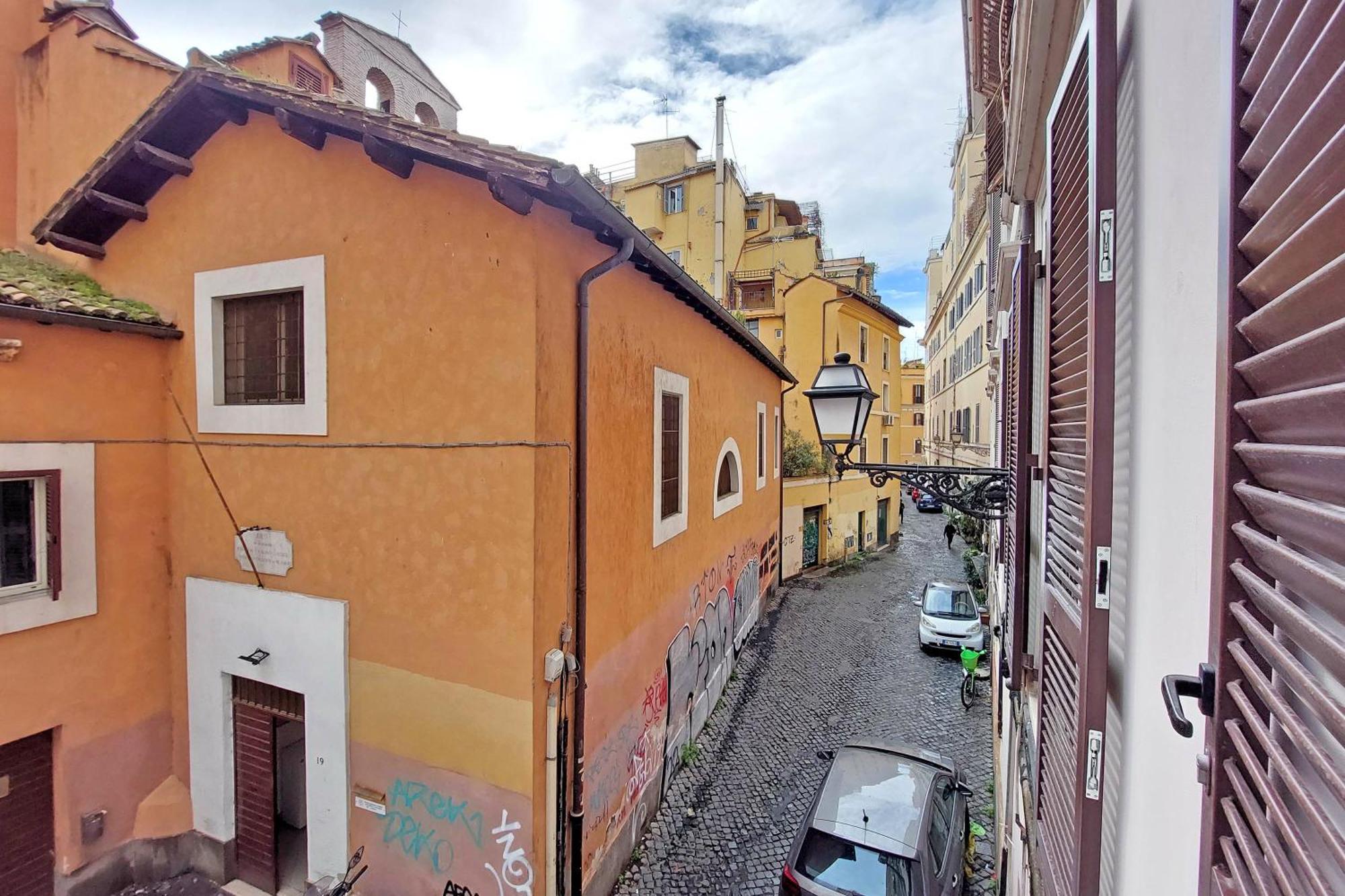 Ych-Lussuoso Appartamento Al Colosseo Roma Esterno foto